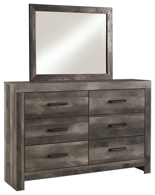 Wynnlow Dresser and Mirror